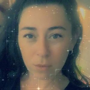 Meet your Posher, Simone